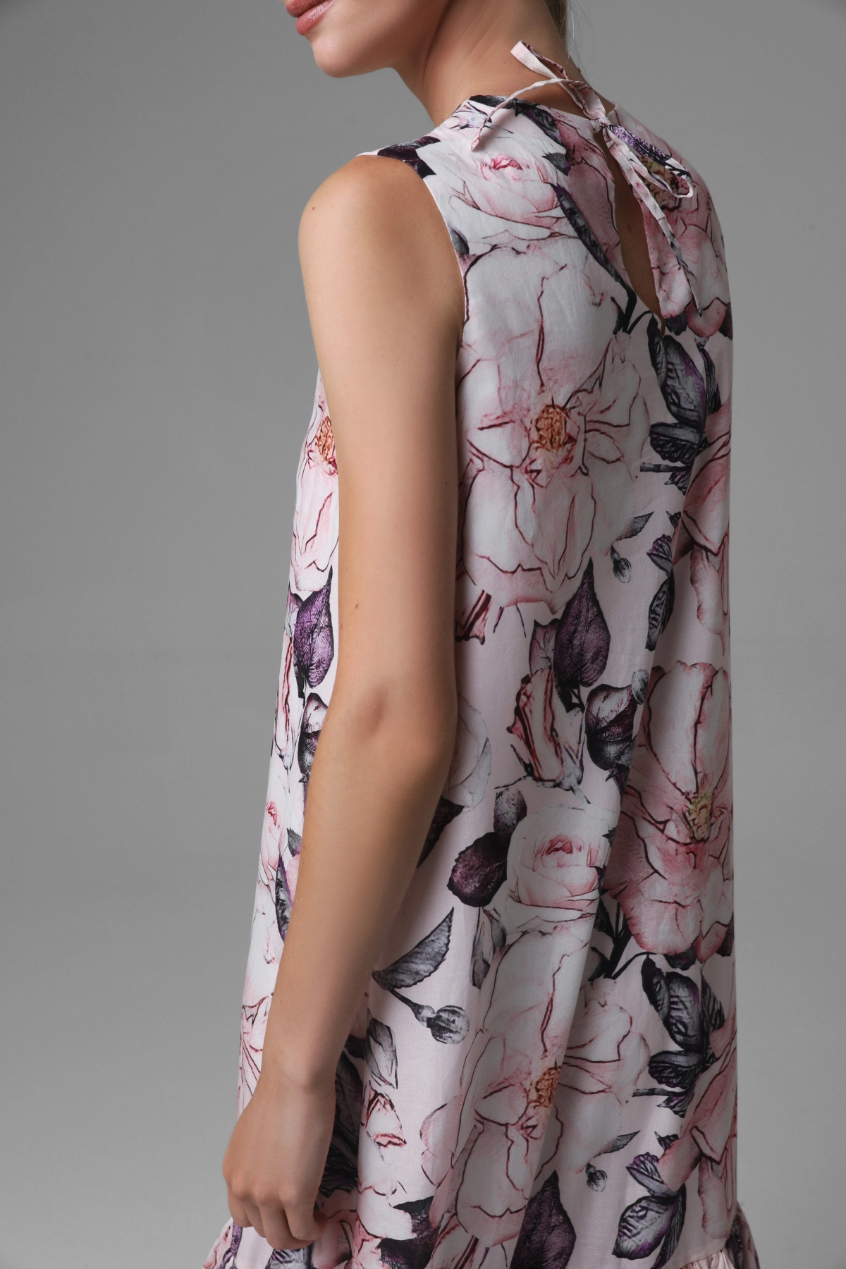 Monika Adamska cotton dress, back tie detail, refined floral print