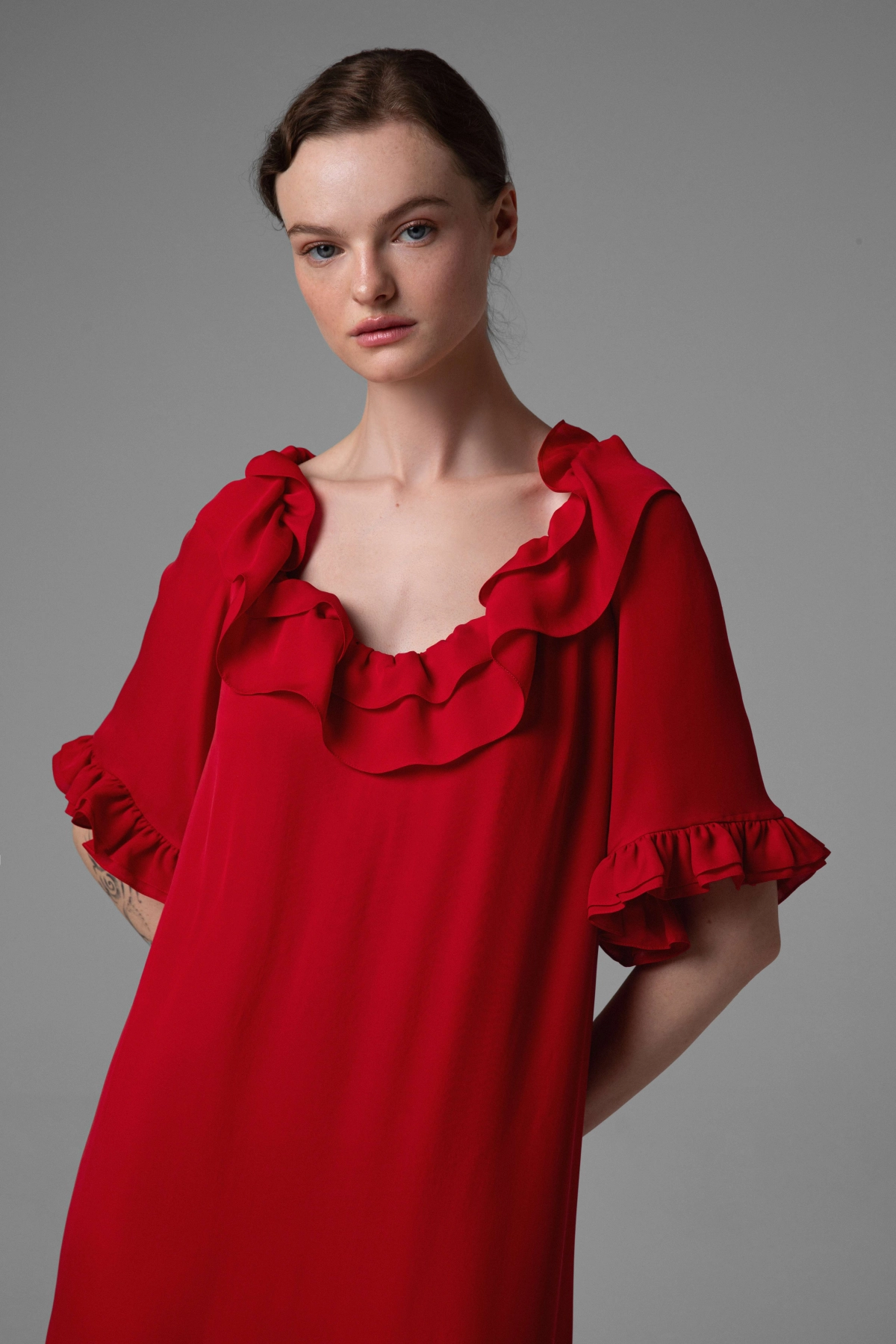 Red silk dress with ruffles | Monika Adamska