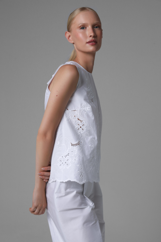 Embroidered cotton blouse