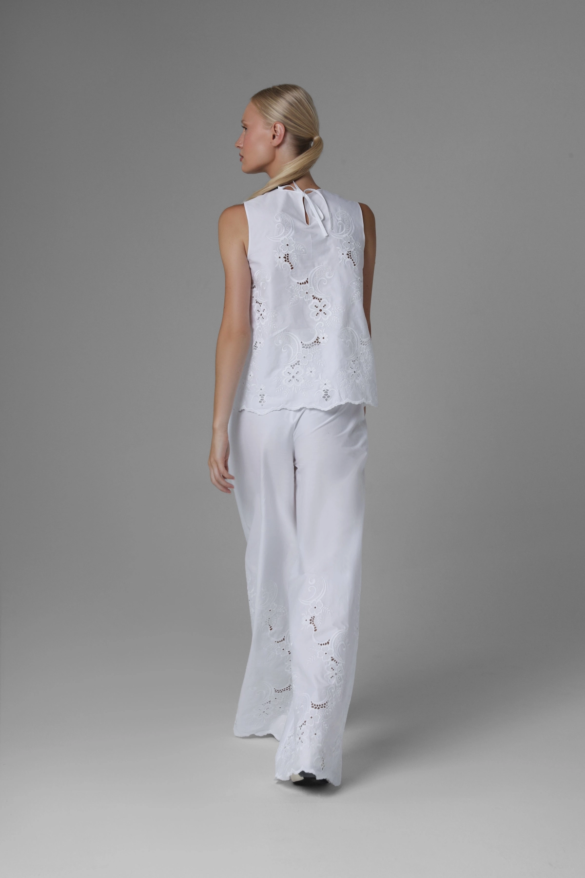 Embroidered cotton blouse, minimalist cut | Monika Adamska